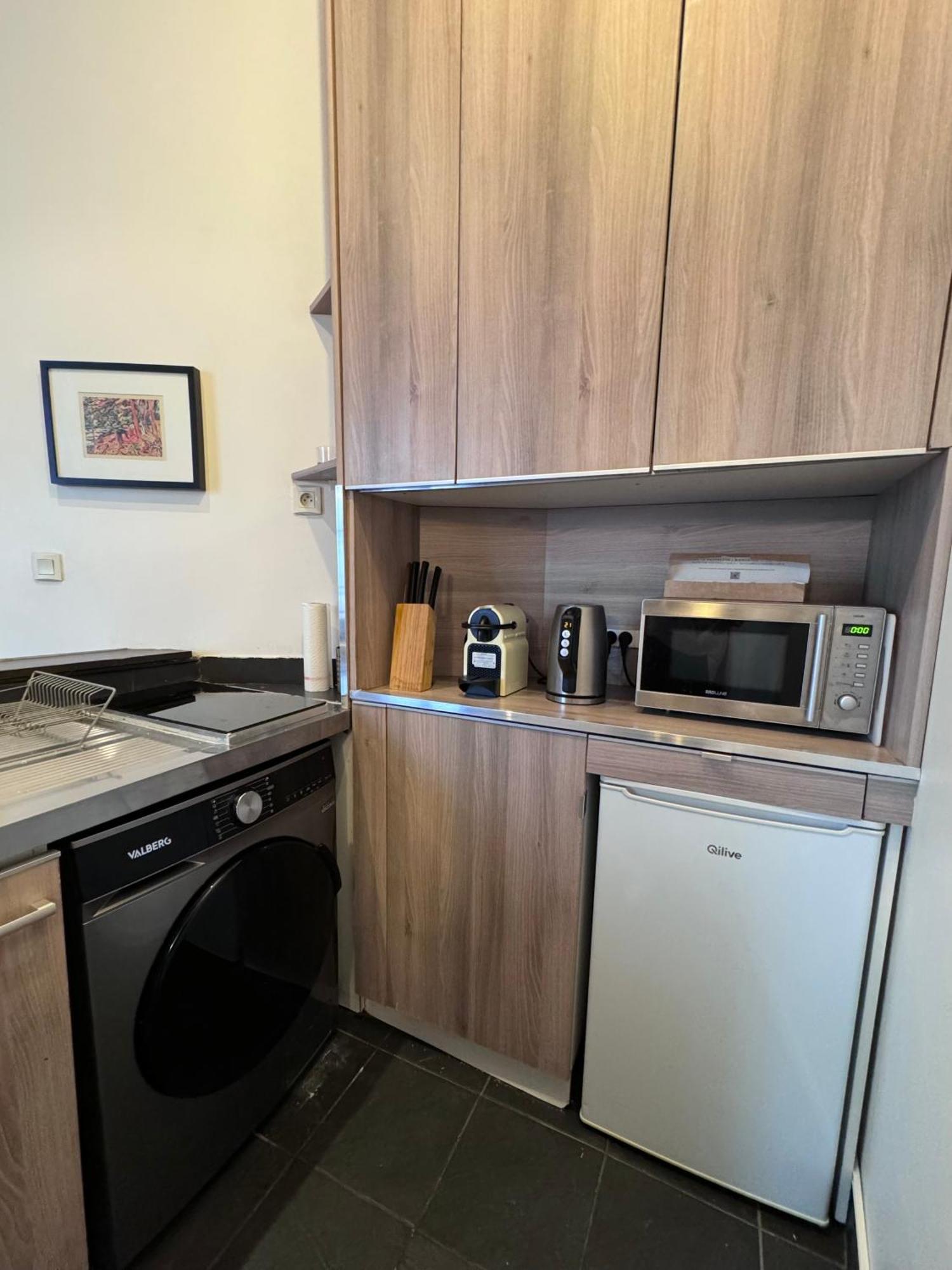 Appartement Typique Parisien Au Coeur Du Marais エクステリア 写真